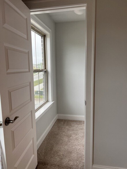 Building Photo - 1126 Carlisle Pl