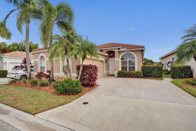 Building Photo - 16658 La Mesa Dr