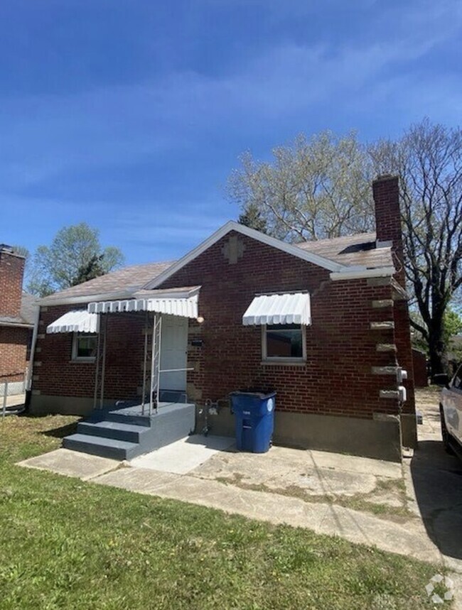 Building Photo - 944 Wilmington Ave