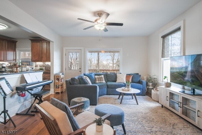 Building Photo - 660 Bloomfield Ave