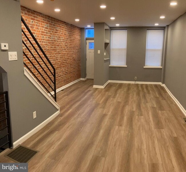 Building Photo - 2625 Manton St