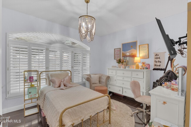 Building Photo - 2085 Paseo Del Prado Dr