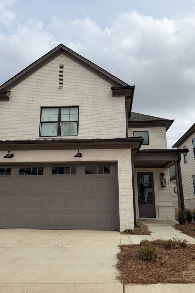 Building Photo - 415 Stillwater Ln