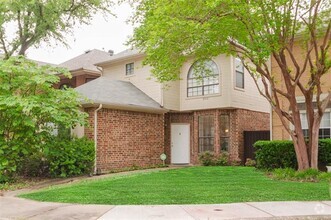 Building Photo - 6016 Stately Ct