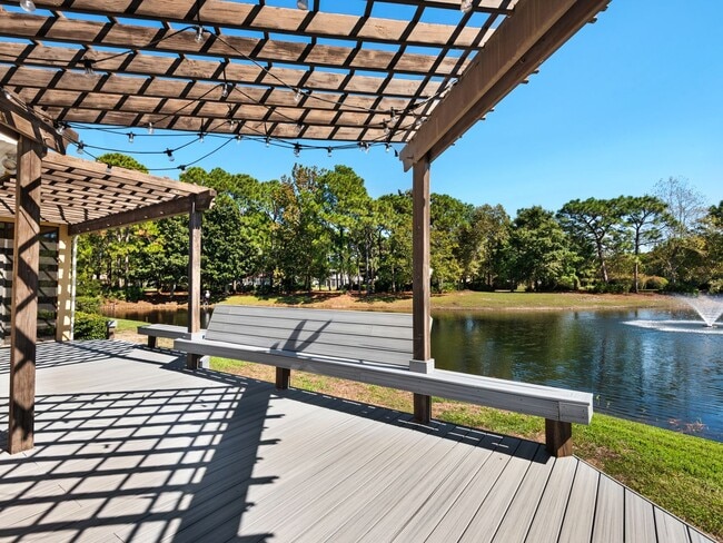 Building Photo - Gorgeous 3B/2.5B Home in Emerald Lakes Gat...