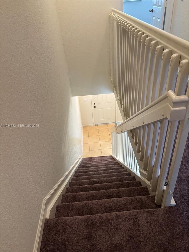 Building Photo - 6533 Catalina Ln