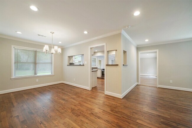 Building Photo - 1229 Timbergrove Ln