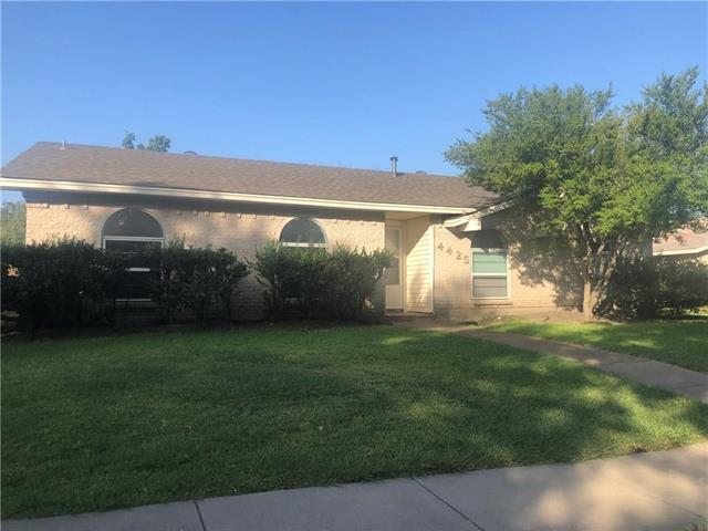 Primary Photo - 4425 Mayflower Dr