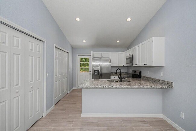 Building Photo - 5783 NW 11th Pl