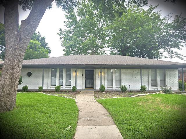 Primary Photo - 1304 Oakhill Dr