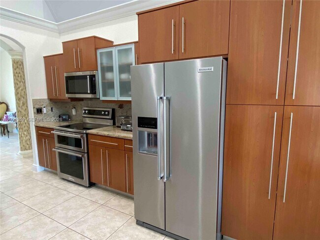 Building Photo - 14302 SW 15th St