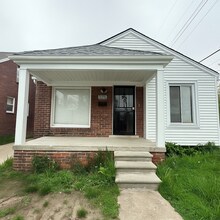 Building Photo - Fully Renovated 3-Bedroom Home – Move-In R...