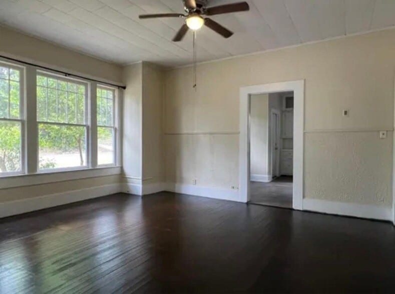 Building Photo - 469 Ogden St