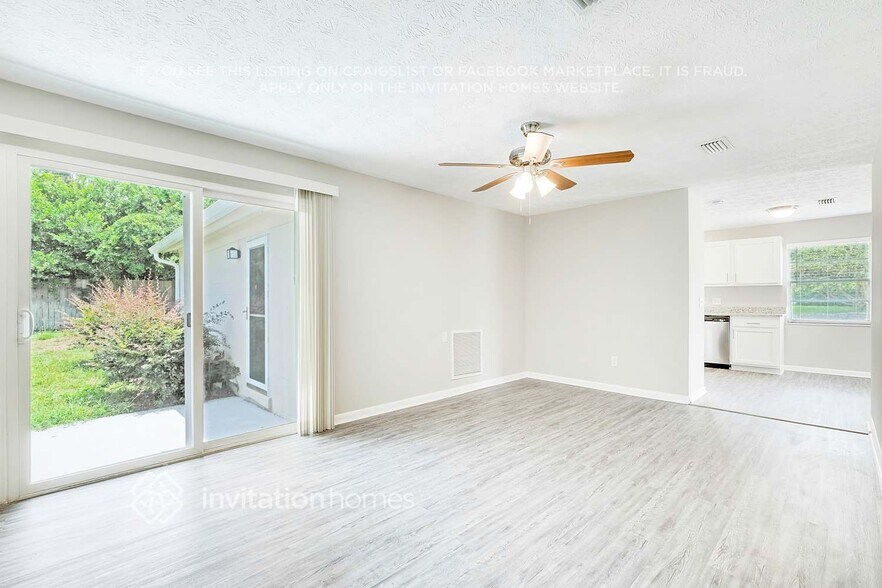 Building Photo - 401 Libra Ln
