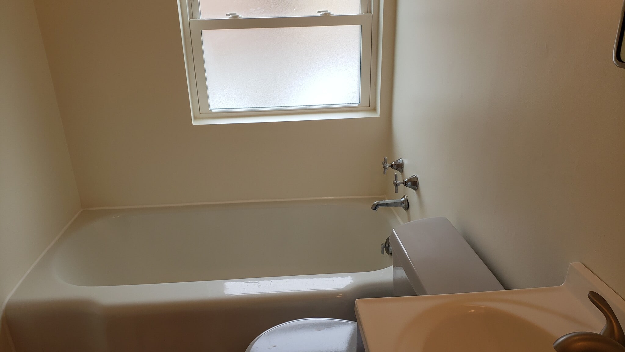 2nd Floor Bathroom - 2331 S 59th St