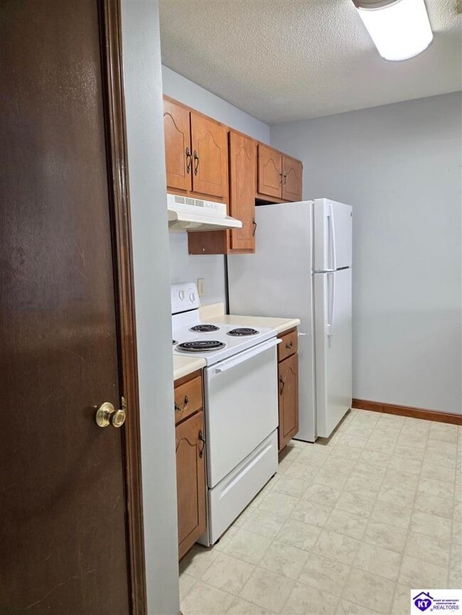 Building Photo - 629 Potomac Ct