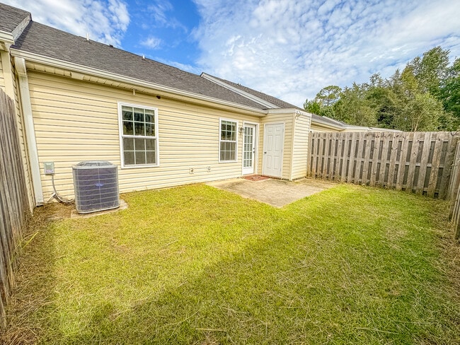 Building Photo - 119 Buckhaven Way