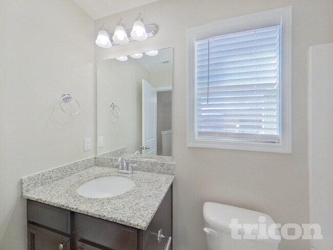 Building Photo - 1090 Heart Pine Dr