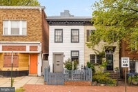 Building Photo - 1102 K St SE