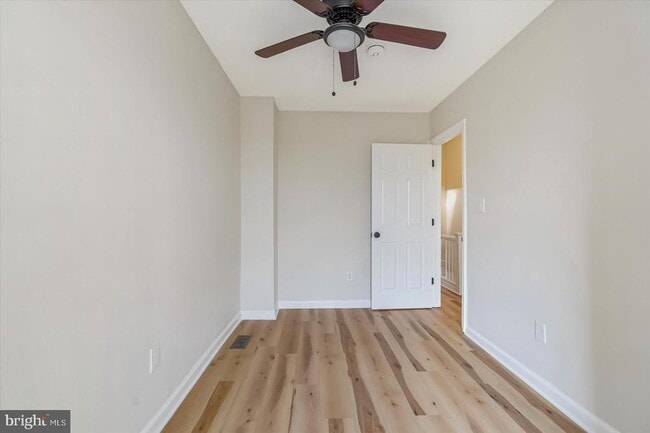 Building Photo - 705 N Milton Ave