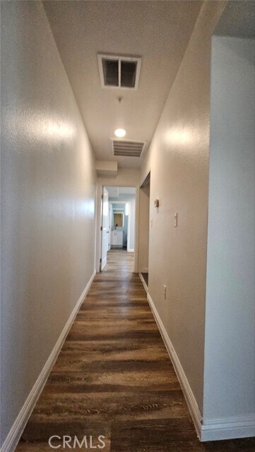 Building Photo - 213 W 43rd St