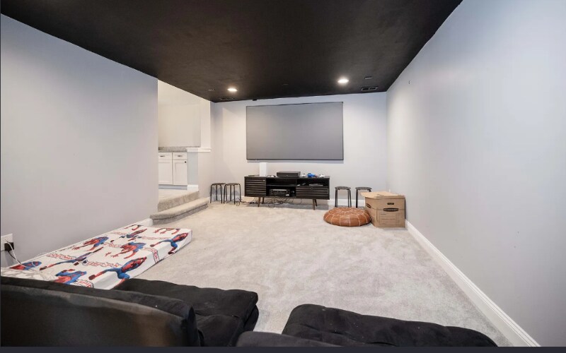 Building Photo - 615 Jim Cedar Dr