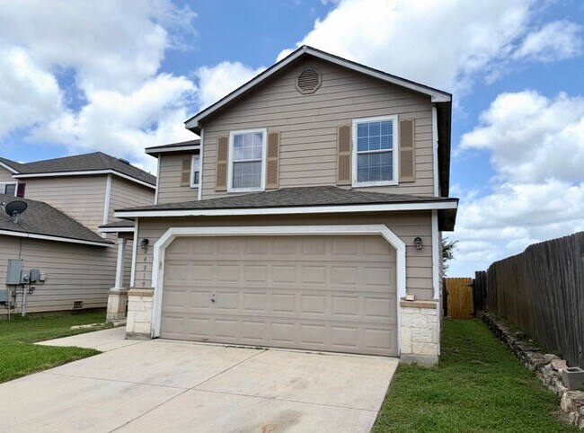 Building Photo - Spacious 3 Bedroom Home with Loft in Bulverde Village