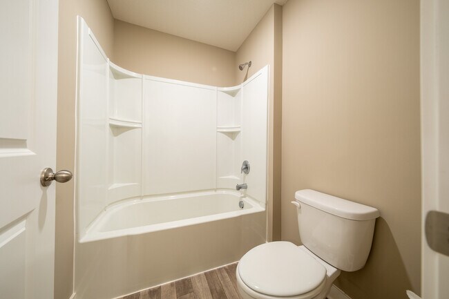 Building Photo - 16415 Jaffna Pl