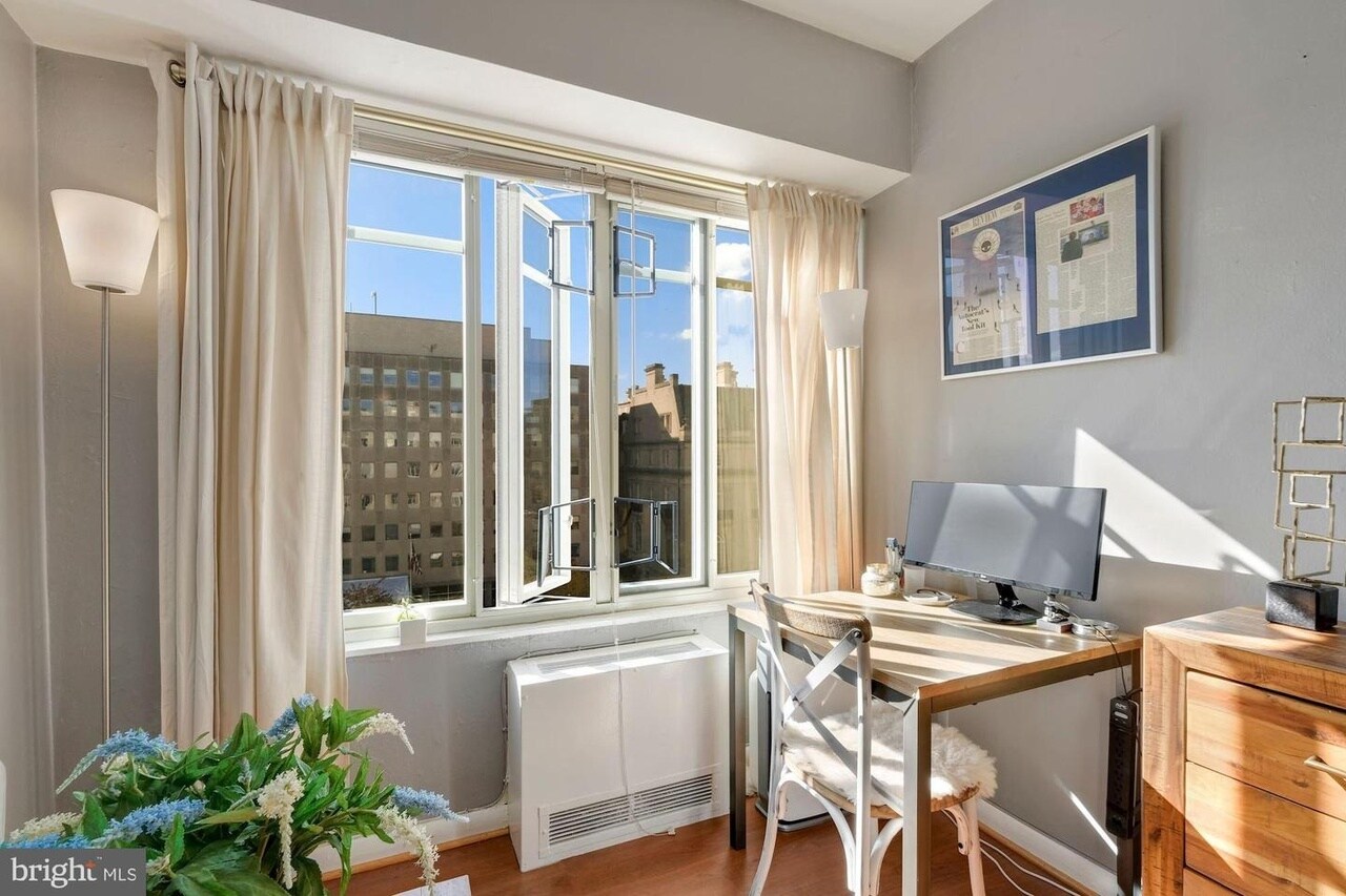 Building Photo - 1727 Massachusetts Ave NW