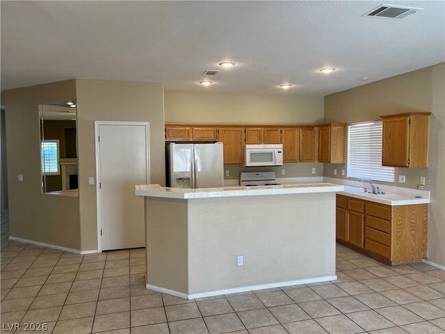 Building Photo - 3216 Cherum St