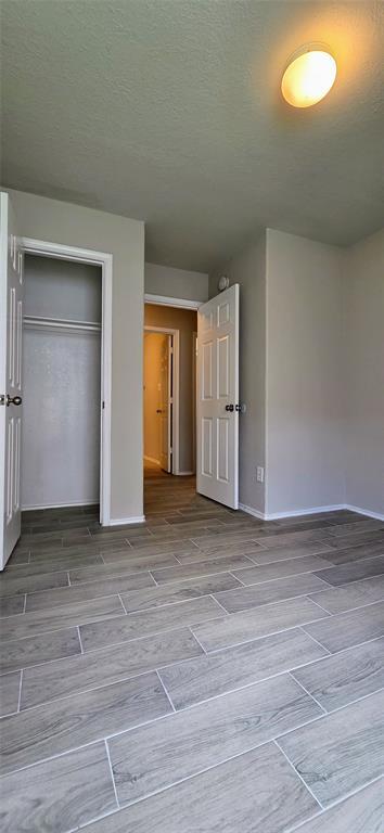 Building Photo - 7414 Fox Knoll Ln