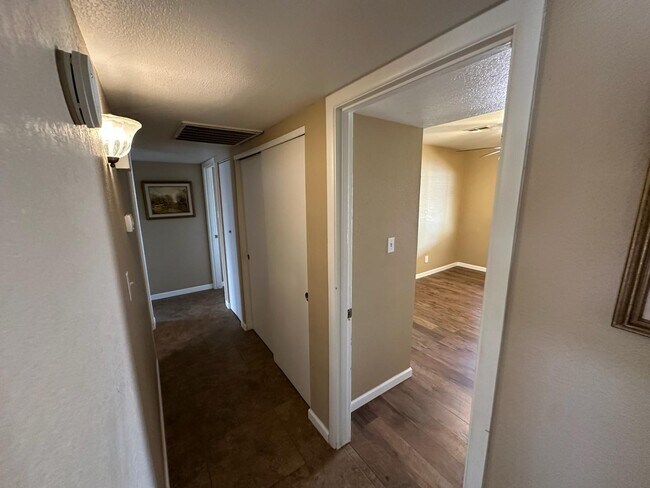 Building Photo - 18202 N 33rd Ave