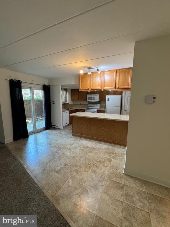 Building Photo - 300 Winding Way