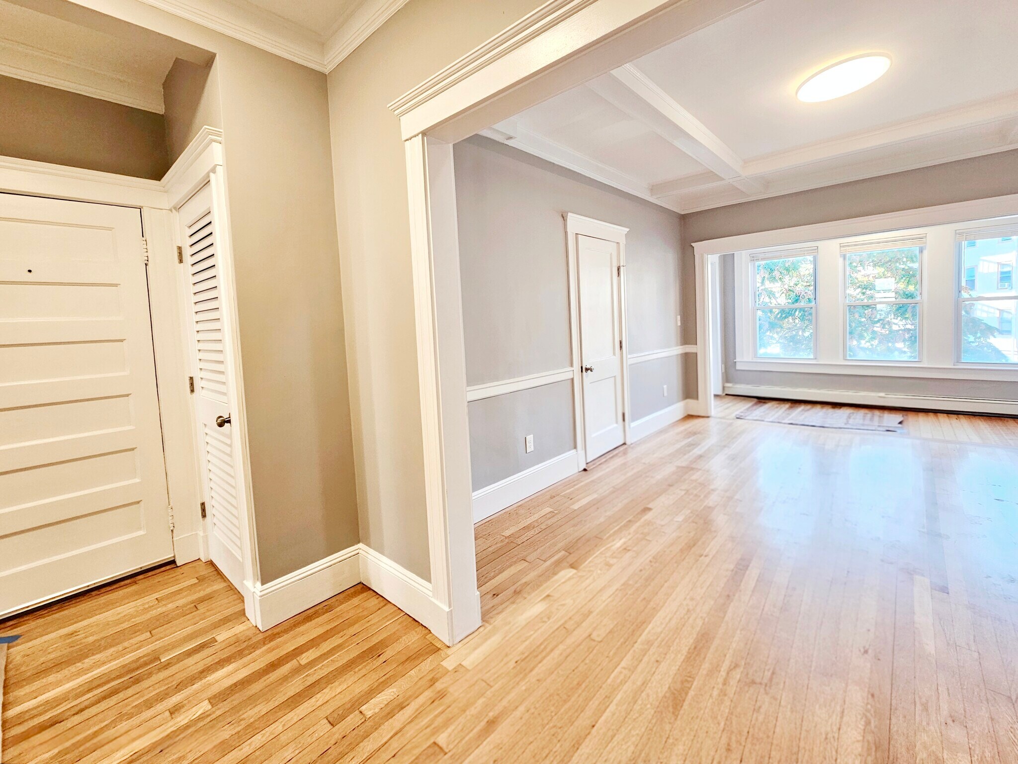 Building Photo - 141 Sutherland Rd