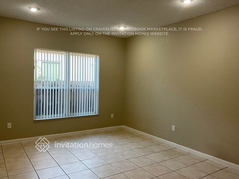 Building Photo - 13711 N Garden Cove Cir