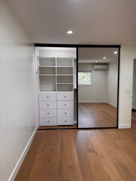 Second Bedroom Built-in Closet - 5830 Benner St