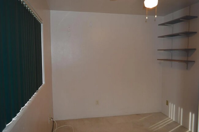 Building Photo - 3557 Arbutus Ln