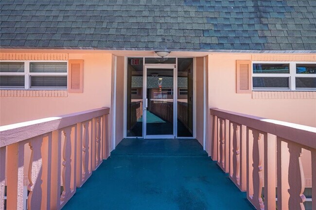 Building Photo - 770 SE 2nd Ave