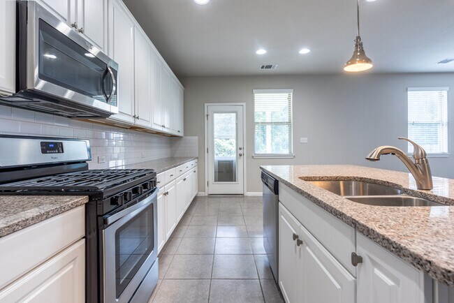 Building Photo - 5649 Porano Cir