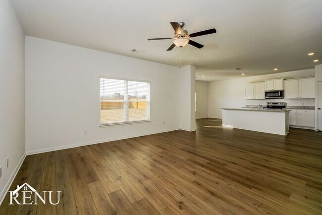 Building Photo - Coming Soon!