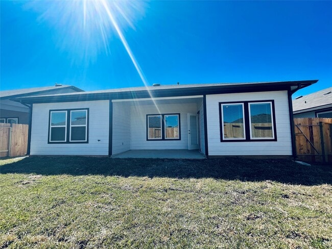 Building Photo - 14238 Wonder Lake Ln