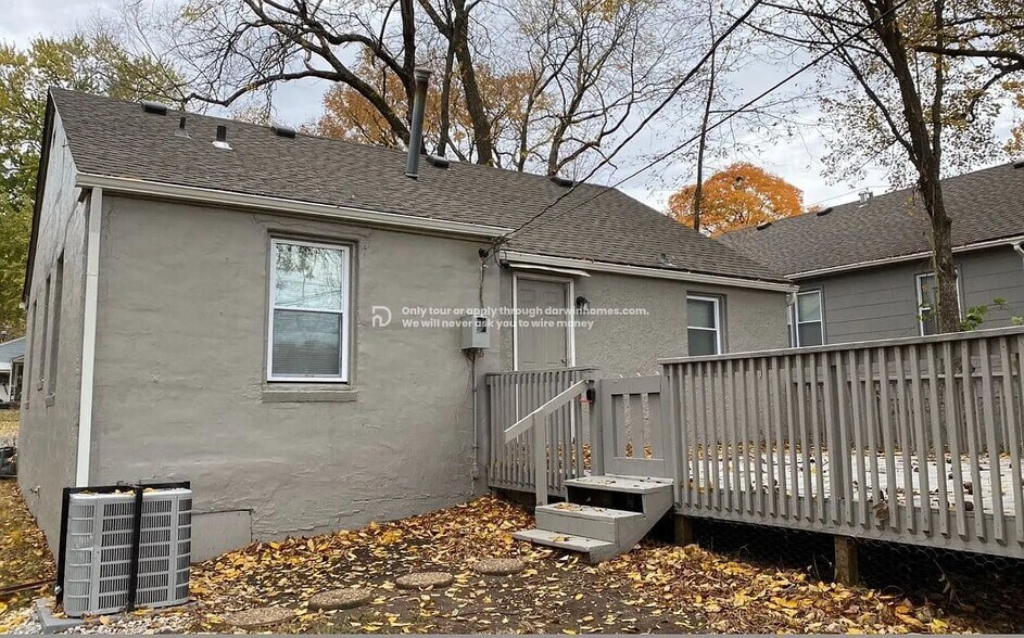 Building Photo - 8003 Garfield Ave