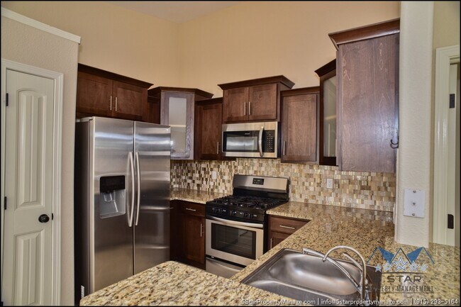 Building Photo - 14920 Tim Hardaway