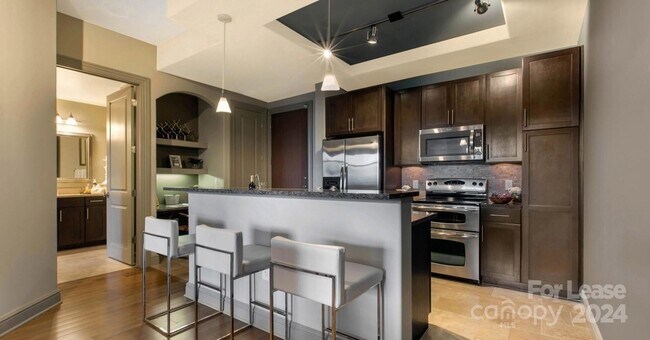 Building Photo - 125 W Tremont Ave