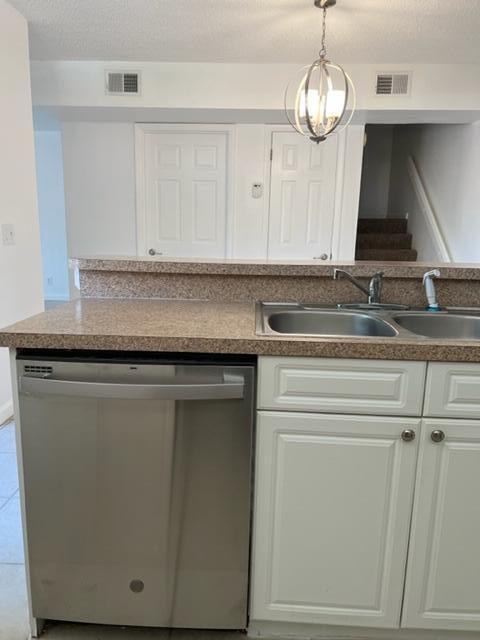 Building Photo - 8285 Severn Dr