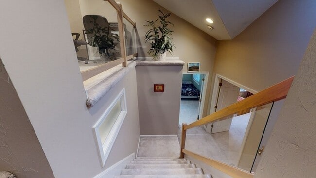 Building Photo - 445 Captain Eames Cir