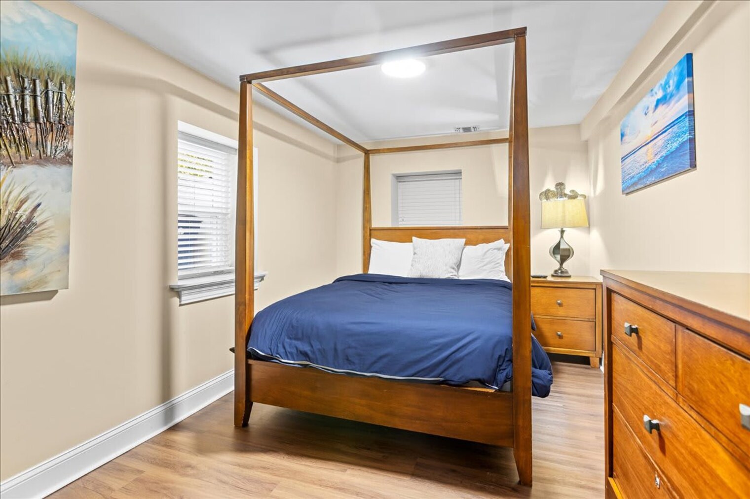 Building Photo - 16 S Nashville Ave