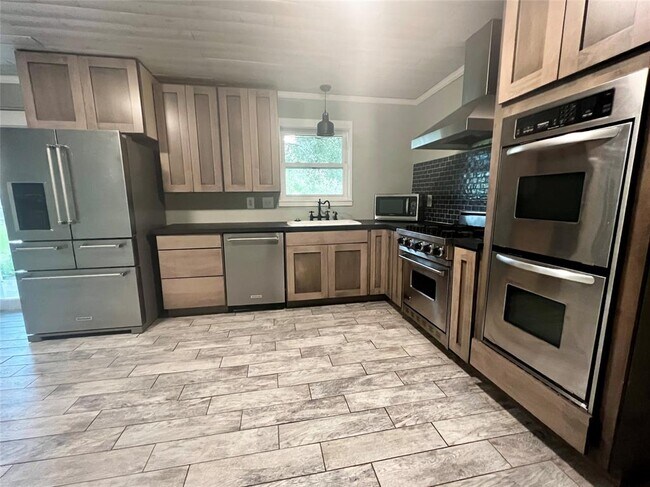Building Photo - 795 Vogel Dr
