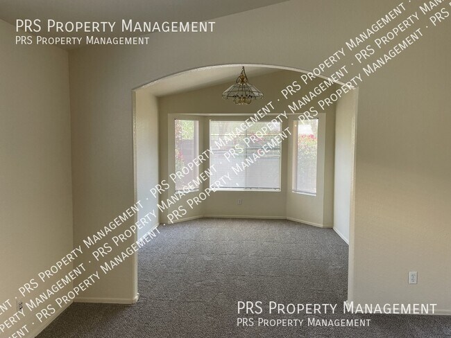 Building Photo - 16031 S 40th Way