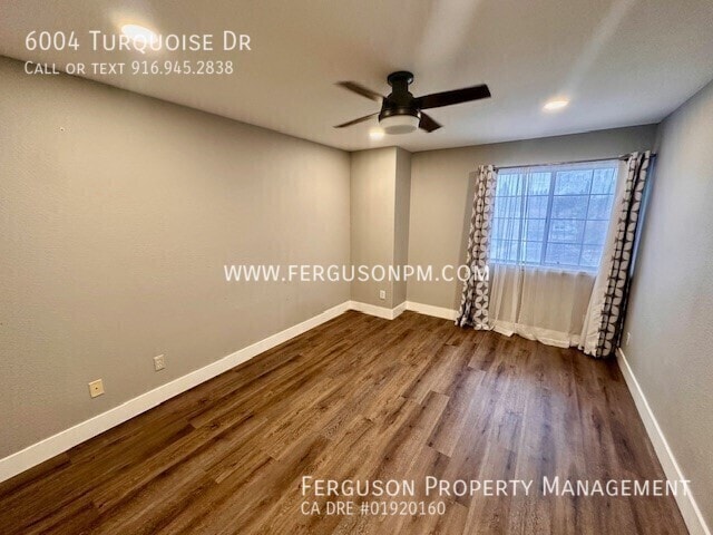 Building Photo - 6004 Turquoise Dr